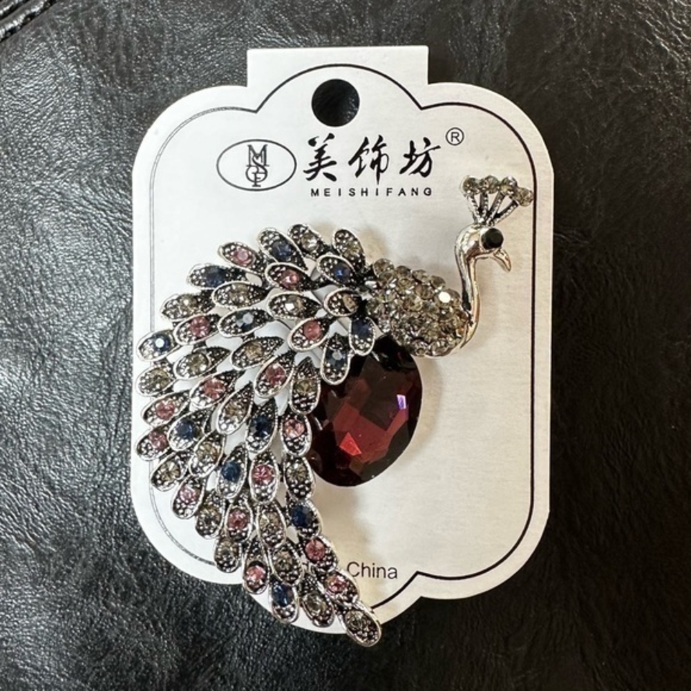 Crystal Peacock Silver Jewel Tone Gemstone Brooch Lapel Pin NEW Formal
